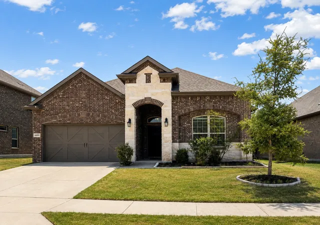 Photo 1 of Single family home for sale at 6204 Cheshire St, Aubrey, TX 76227 | MLS# 21367402 | Listing updated on 2026-10-08
