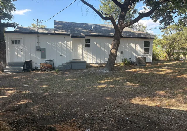 Photo 28 of Single family home for sale at 5536 Greenlee St, Fort Worth, TX 76112 | MLS# 21367228 | Listing updated on 2026-09-01