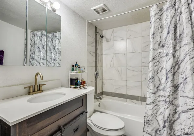Photo 3 of Single family home for sale at 1205 W Birge St, Sherman, TX 75092 | MLS# 21374481 | Listing updated on 2026-09-01