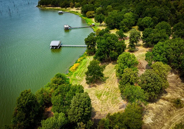 Photo 4 of Land for sale at 2085 S Oaks Ln, Lone Oak, TX 75453 | MLS# 21374505 | Listing updated on 2026-09-01