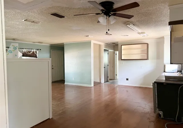 Photo 9 of Single family home for sale at 4306 Barnett Dr, Wichita Falls, TX 76308 | MLS# 21374536 | Listing updated on 2026-09-01