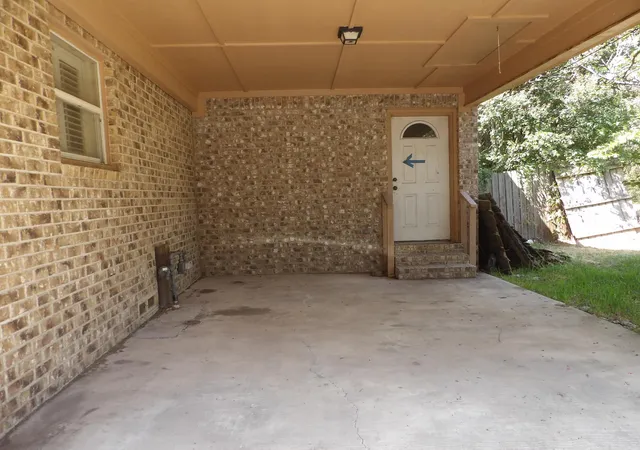 Single family home for sale at 402 Keith St, Mount Vernon, TX 75457 | MLS# 21374589 | Listing updated on 2026-09-30