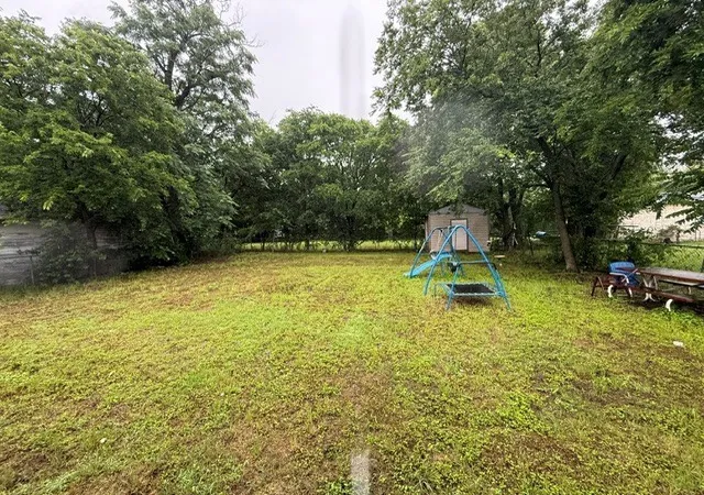 Photo 2 of Single family home for sale at 507 Graham St, Cleburne, TX 76033 | MLS# 21374135 | Listing updated on 2026-09-01