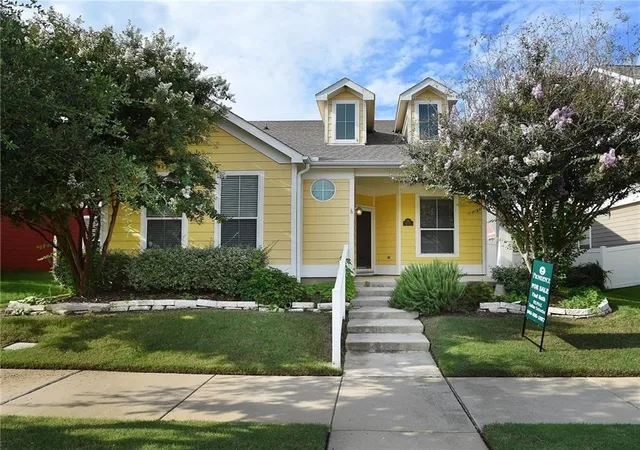 Photo 1 of Single family home for sale at 9109 Nathaniel Dr, Aubrey, TX 76227 | MLS# 21374596 | Listing updated on 2026-09-30
