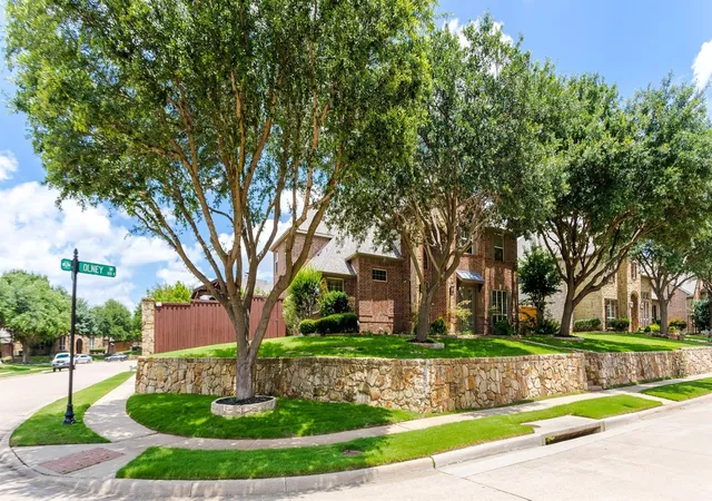 Photo 3 of Single family home for sale at 1838 Olney Dr, Allen, TX 75013 | MLS# 21374624 | Listing updated on 2026-10-06