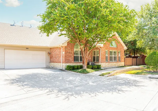 Condo for sale at 3241 Rosemeade Dr #2010, Fort Worth, TX 76116 | MLS# 21373475