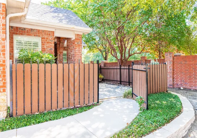 Photo 2 of Condo for sale at 3241 Rosemeade Dr #2010, Fort Worth, TX 76116 | MLS# 21373475 | Listing updated on 2026-10-08
