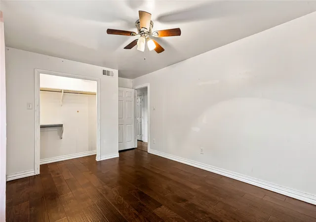 Photo 4 of Single family home for sale at 111 W Kenwood Dr, Garland, TX 75041 | MLS# 21374603 | Listing updated on 2026-09-02