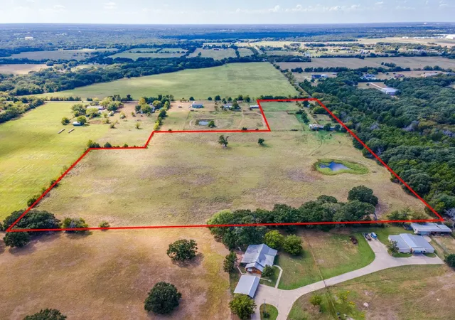 Photo 3 of Land for sale at 2165 County Rd 3304, Greenville, TX 75402 | MLS# 21374657 | Listing updated on 2026-09-02