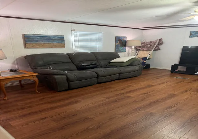 Photo 3 of Manufactured home for sale at 26 Volvo Ln, Pottsboro, TX 75076 | MLS# 21374668 | Listing updated on 2026-09-02