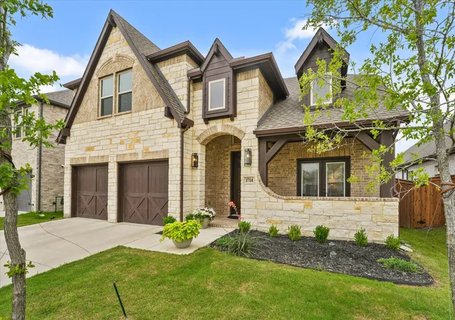 Photo 2 of Single family home for sale at 1714 Highwood Rd, Forney, TX 75126 | MLS# 21374693 | Listing updated on 2026-09-02