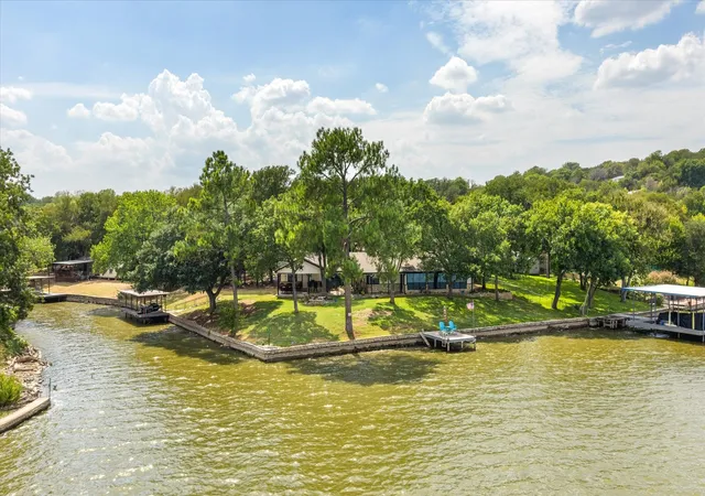 Photo 40 of Single family home for sale at 2537 Forest Park Dr, Granbury, TX 76048 | MLS# 21374459 | Listing updated on 2026-09-05