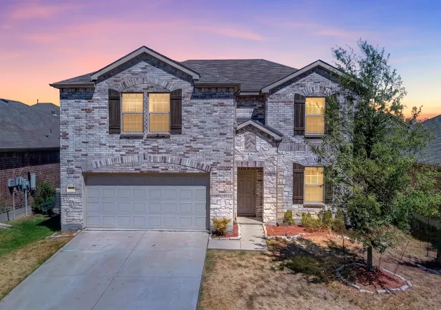 Photo 1 of Single family home for sale at 3033 Walker Crk Dr, Little Elm, TX 75068 | MLS# 21366641 | Listing updated on 2026-10-02