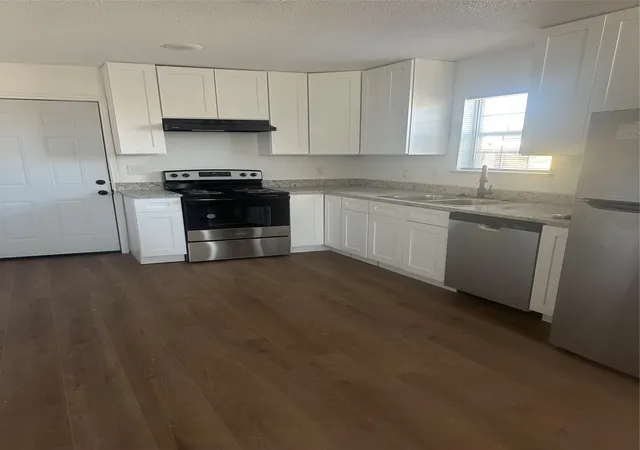 Photo 2 of Single family home for sale at 1802 Up The Grv St, Greenville, TX 75401 | MLS# 21374749 | Listing updated on 2026-09-18