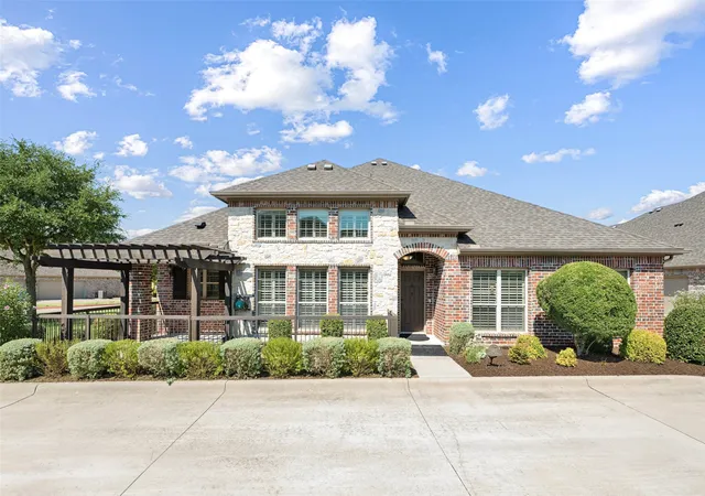 Photo 1 of Townhouse for sale at 5682 Orchard Pkwy, Fairview, TX 75069 | MLS# 21369230 | Listing updated on 2026-10-08