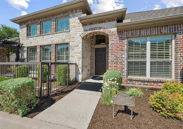 Photo 2 of Townhouse for sale at 5682 Orchard Pkwy, Fairview, TX 75069 | MLS# 21369230 | Listing updated on 2026-10-08