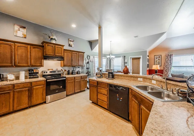 Photo 3 of Single family home for sale at 2017 Graham Ranch Rd, Fort Worth, TX 76134 | MLS# 21372941 | Listing updated on 2026-10-06