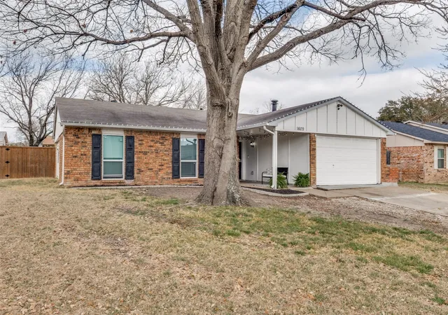 Photo 2 of Single family home for sale at 1609 Lyric Dr, Garland, TX 75040 | MLS# 21373978 | Listing updated on 2026-09-02