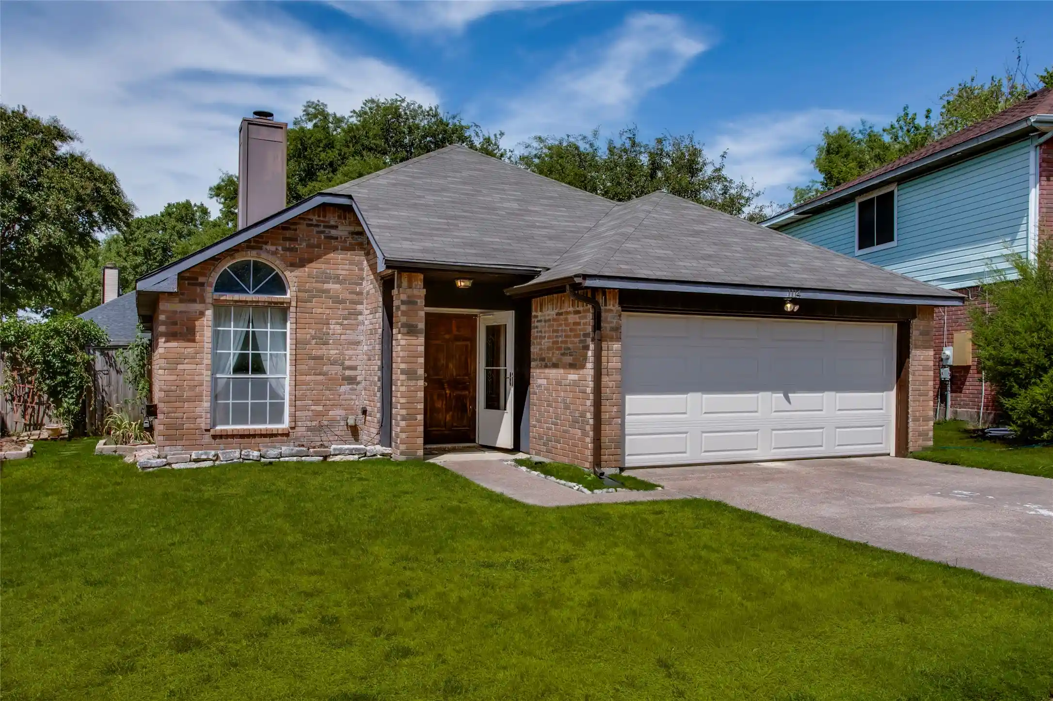 Photo 1 of Sale Pending at 1114 Brewer Dr, Cedar Hill, TX 75104 | MLS# 21371172 | Listing updated on 2026-10-08