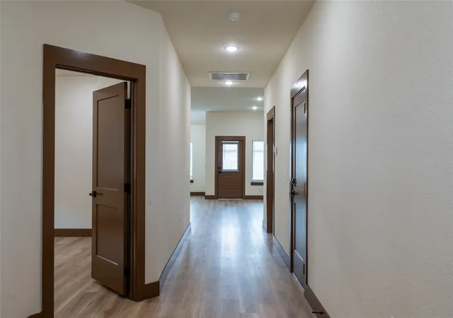 Photo 3 of Single family home for sale at 13525 Bonanza Cir, Cresson, TX 76035 | MLS# 21375131 | Listing updated on 2026-09-02