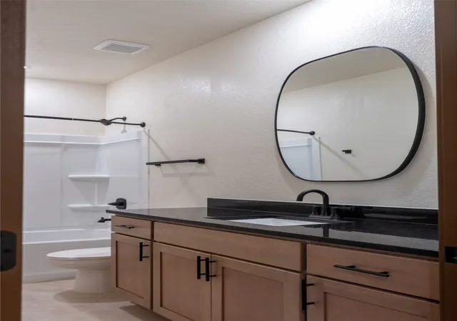 Photo 3 of Single family home for sale at 13525 Bonanza Cir, Cresson, TX 76035 | MLS# 21375131 | Listing updated on 2026-09-02