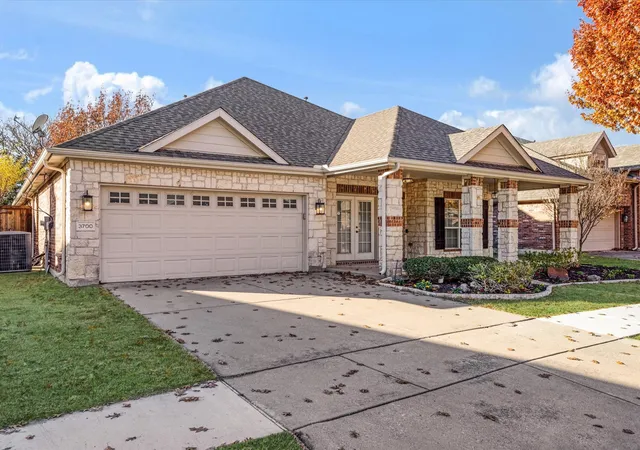 Photo 2 of Single family home for sale at 3700 Blanco Crk Trl, Mc Kinney, TX 75070 | MLS# 21370852 | Listing updated on 2026-09-15