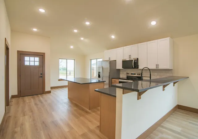 Photo 3 of Single family home for sale at 13553 Stage Coach Ln, Cresson, TX 76035 | MLS# 21375197 | Listing updated on 2026-09-02