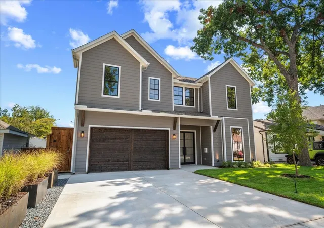 Photo 1 of Single family home for sale at 4320 Concho St, Dallas, TX 75206 | MLS# 21374916 | Listing updated on 2026-10-07