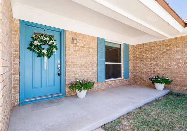 Photo 4 of Single family home for sale at 1301 Hillcrest St, Coleman, TX 76834 | MLS# 21373686 | Listing updated on 2026-10-06