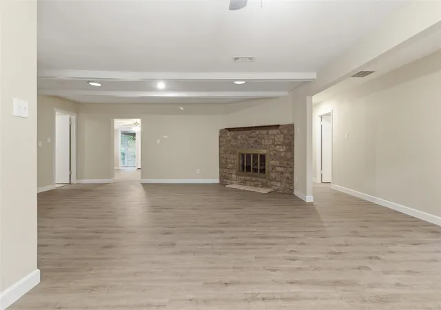 Photo 3 of Single family home for sale at 2703 Oak Cliff Ln, Arlington, TX 76012 | MLS# 21375254 | Listing updated on 2026-09-18