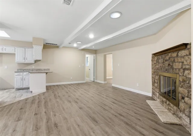 Photo 3 of Single family home for sale at 2703 Oak Cliff Ln, Arlington, TX 76012 | MLS# 21375254 | Listing updated on 2026-09-18