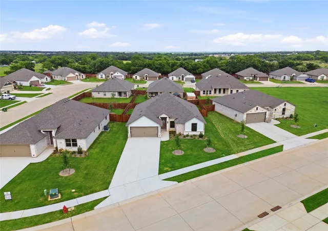 Photo 2 of Single family home for sale at 728 Raylan St, Springtown, TX 76082 | MLS# 21373700 | Listing updated on 2026-09-21
