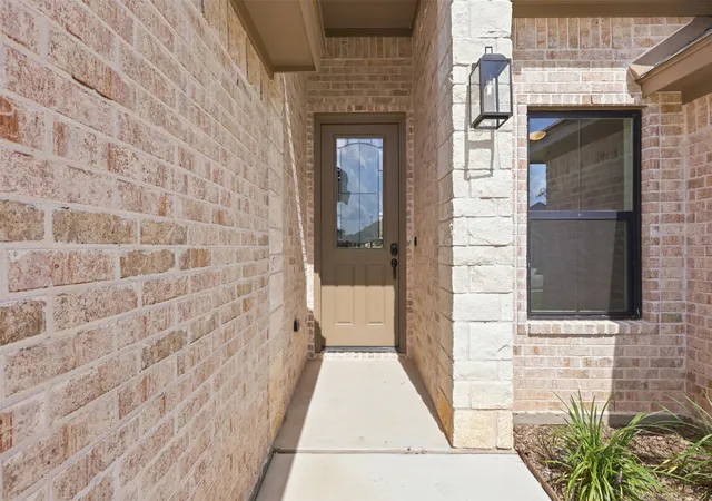 Photo 3 of Single family home for sale at 728 Raylan St, Springtown, TX 76082 | MLS# 21373700 | Listing updated on 2026-09-21