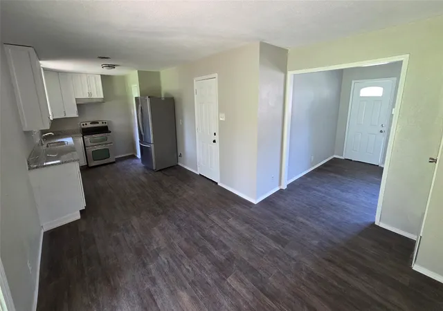 Photo 4 of Single family home for sale at 2015 Brenda Ave, Denison, TX 75020 | MLS# 21375279 | Listing updated on 2026-09-02