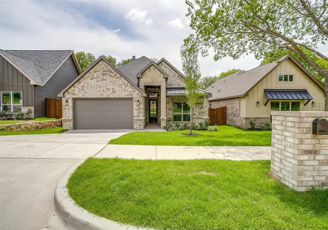 Photo 1 of Single family home for sale at 3221 Nw 25th Street, Fort Worth, TX 76106 | MLS# 21375013 | Listing updated on 2026-09-02