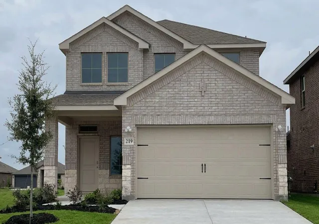 Photo 1 of Single family home for sale at 219 Pheasant Run Rd, Terrell, TX 75160 | MLS# 21375300 | Listing updated on 2026-10-02