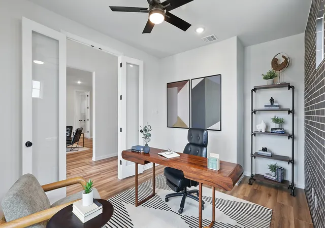 Photo 2 of Single family home for sale at 1709 Thickest Hl Dr, Van Alstyne, TX 75495 | MLS# 21375298 | Listing updated on 2026-09-29
