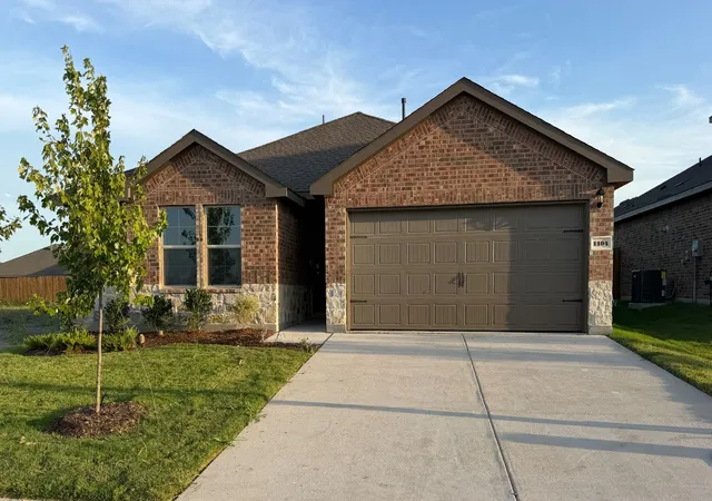 Photo 1 of Single family home for sale at 1104 Overlook Ave, Josephine, TX 75135 | MLS# 21375339 | Listing updated on 2026-10-08
