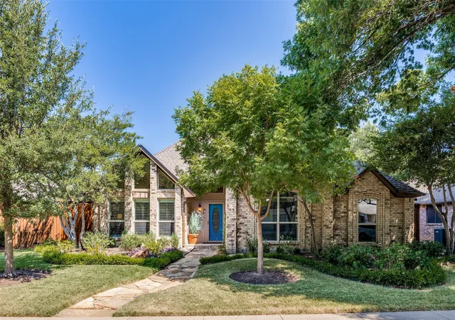 Photo 1 of Sale Pending at 6223 Fox Trl, Dallas, TX 75248 | MLS# 21371890 | Listing updated on 2026-10-02