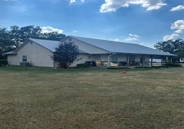 Photo 2 of Single family home for sale at 1620 Fr 3298, Powderly, TX 75473 | MLS# 21375371 | Listing updated on 2026-09-02