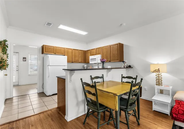 Photo 3 of Condo for sale at 1401 Bagby Ave #2, Waco, TX 76706 | MLS# 21375365 | Listing updated on 2026-09-02