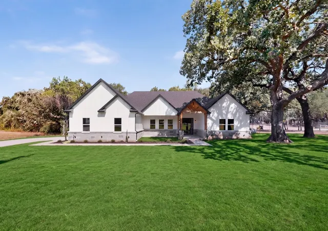 Photo 1 of Single family home for sale at 3161 Bois D Arc Rd, Seagoville, TX 75159 | MLS# 21375400 | Listing updated on 2026-09-16