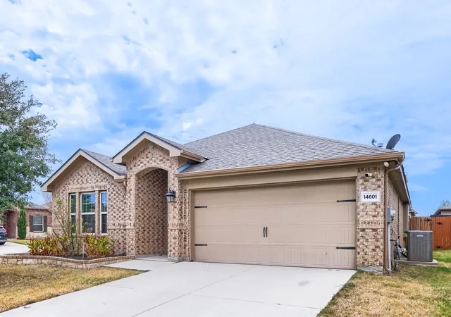 Photo 2 of Single family home for sale at 14601 Sundog Way, Haslet, TX 76052 | MLS# 21371127 | Listing updated on 2026-10-01