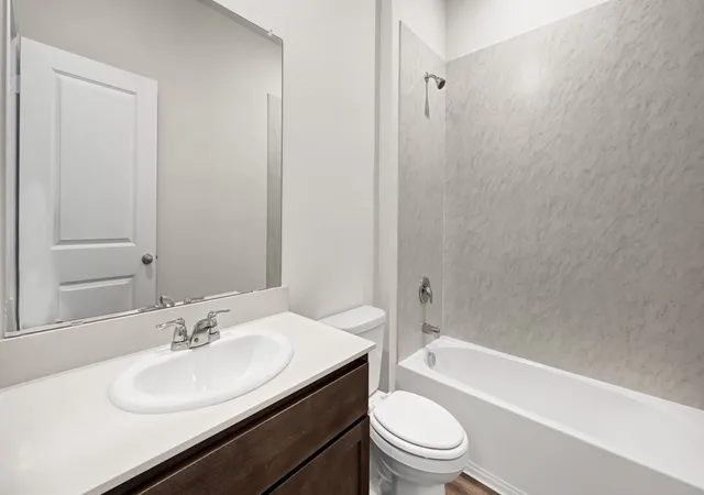 Photo 3 of Single family home for sale at 247 Whispering Pine Dr, Royse City, TX 75189 | MLS# 21375426 | Listing updated on 2026-10-02
