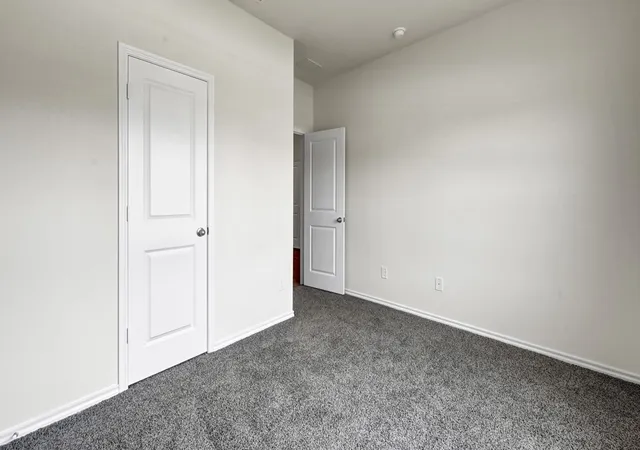 Photo 4 of Single family home for sale at 247 Whispering Pine Dr, Royse City, TX 75189 | MLS# 21375426 | Listing updated on 2026-10-02