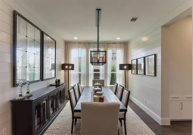 Photo 3 of Single family home for sale at 904 Devonshire Dr, Allen, TX 75013 | MLS# 21375446 | Listing updated on 2026-09-05