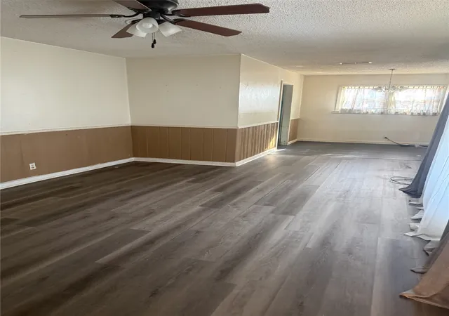 Photo 4 of Sale Pending at 5500 Purington Ave, Fort Worth, TX 76112 | MLS# 21375301 | Listing updated on 2026-09-29