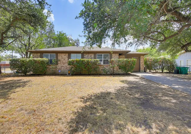 Photo 1 of Single family home for sale at 5328 Ira St N, Haltom City, TX 76117 | MLS# 21374999 | Listing updated on 2026-09-02