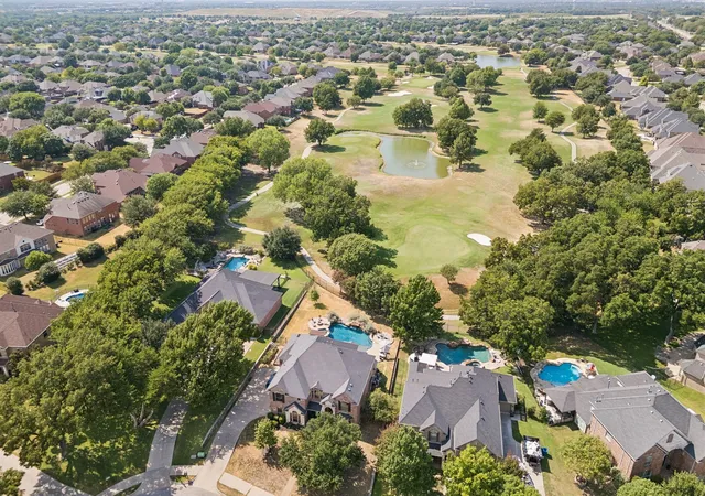 Photo 3 of Single family home for sale at 10117 Huffines Dr, Rowlett, TX 75089 | MLS# 21375541 | Listing updated on 2026-09-16