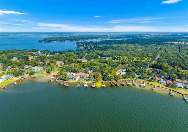 Photo 2 of Single family home for sale at 230 Palisade Loop, Mabank, TX 75156 | MLS# 21374229 | Listing updated on 2026-10-07